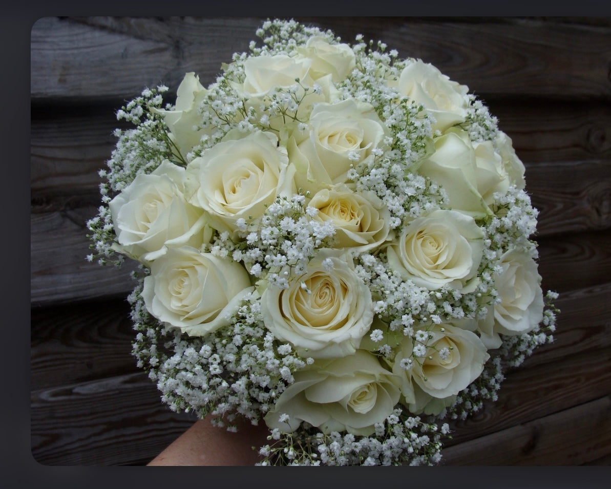 Bruidsboeket witte roos